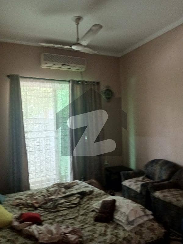 لاہور پریس کلب ہاؤسنگ سکیم لاہور میں 3 کمروں کا 10 مرلہ مکان 2.85 کروڑ میں برائے فروخت۔
