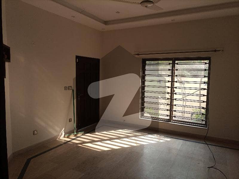 10 Marla Beautiful Upper Portion Available For Rent in Block E PIA Houseing Society Lahore