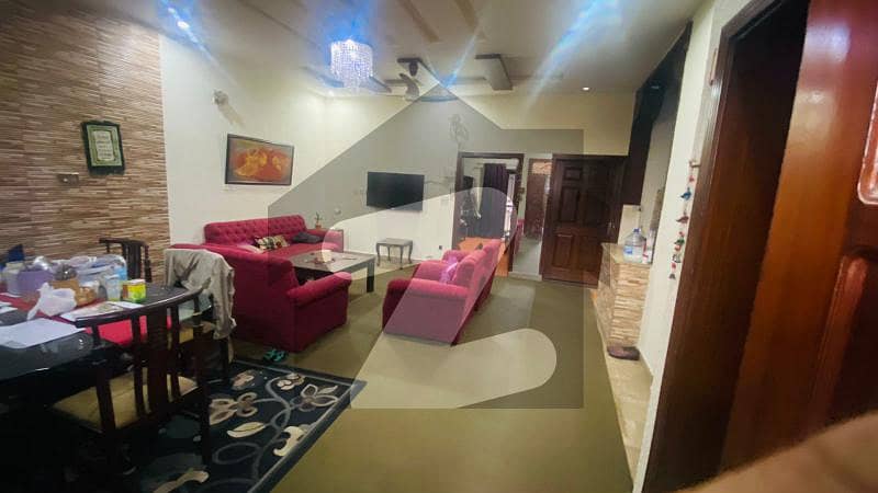 غوری ٹاؤن فیز 4 اے غوری ٹاؤن اسلام آباد میں 7 کمروں کا 7 مرلہ مکان 2.6 کروڑ میں برائے فروخت۔