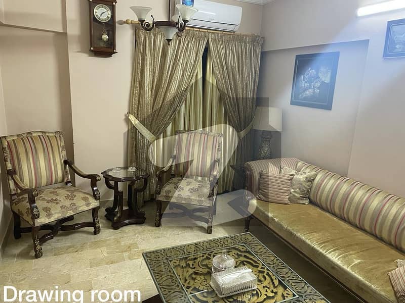 بہادر آباد گلشنِ اقبال ٹاؤن کراچی میں 2 کمروں کا 4 مرلہ فلیٹ 1.65 کروڑ میں برائے فروخت۔