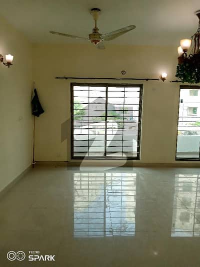 10 Marla 3 Bed Apartment Available For Sale In Askari 11 Lahore