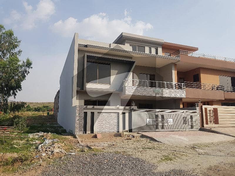 10 marla (35x70) brand new double road house is available for sale at Road F D-17 Extension