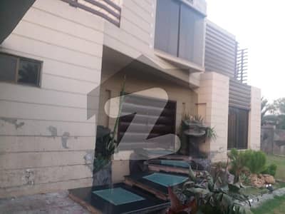 COMMERCIAL HOUSE FOR RENT UPPER MALL LAHORE