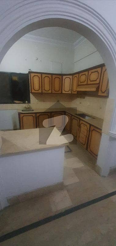Nazimabad No. 4 3 Bedroom Drwaing Lounge Portion Available For Rent
