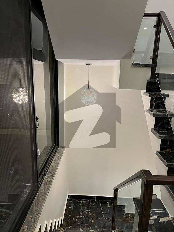 10 Marla House For Sale In Tipu Sultan Block Bahria Town Lahore Bahria