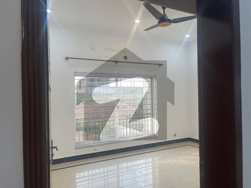 1 KANAL PORTION AVAILABLE FOR RENT IN GULBERG Green Islamabad