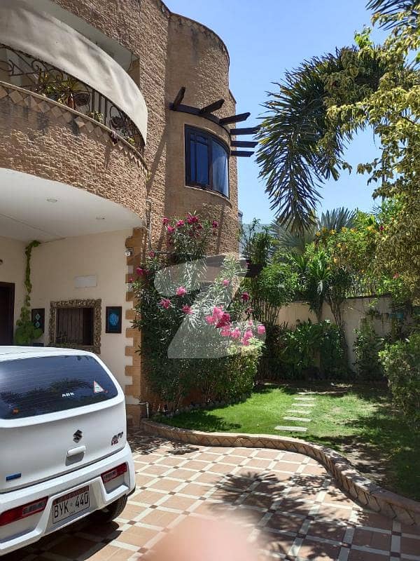 Luxurious 500 Yards Bungalow with Basement and Small Pool for Sale in