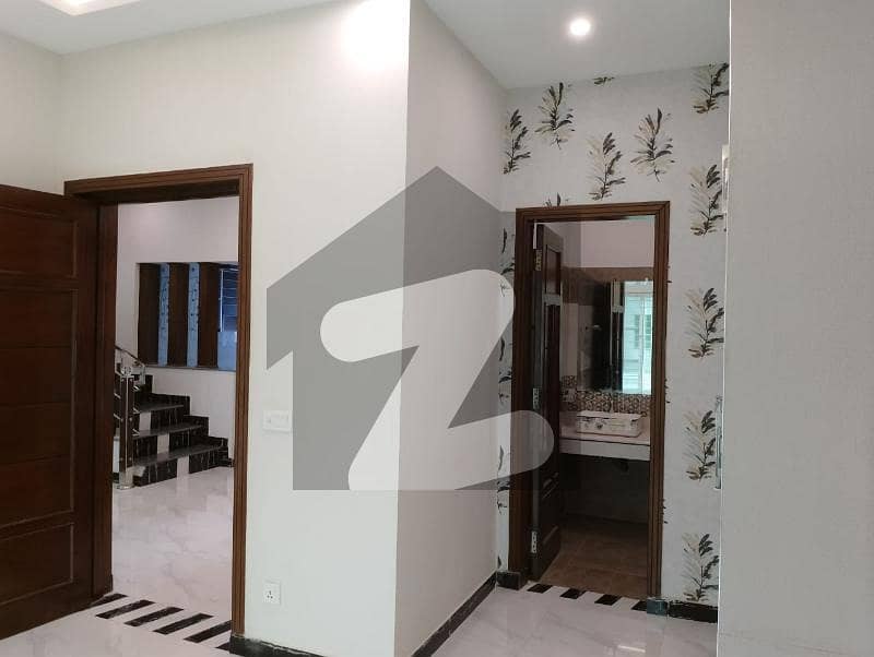 Naimal Property Advisor & Developers Presenting 10 Marla Like Brand New Upper Portion For Rent Prime And Hot Location In Shershah Block Bahria Town Lahore