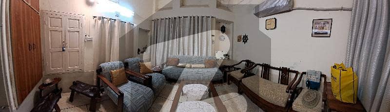 قلعہ گجر سنگھ لاہور میں 5 کمروں کا 6 مرلہ مکان 2.5 کروڑ میں برائے فروخت۔