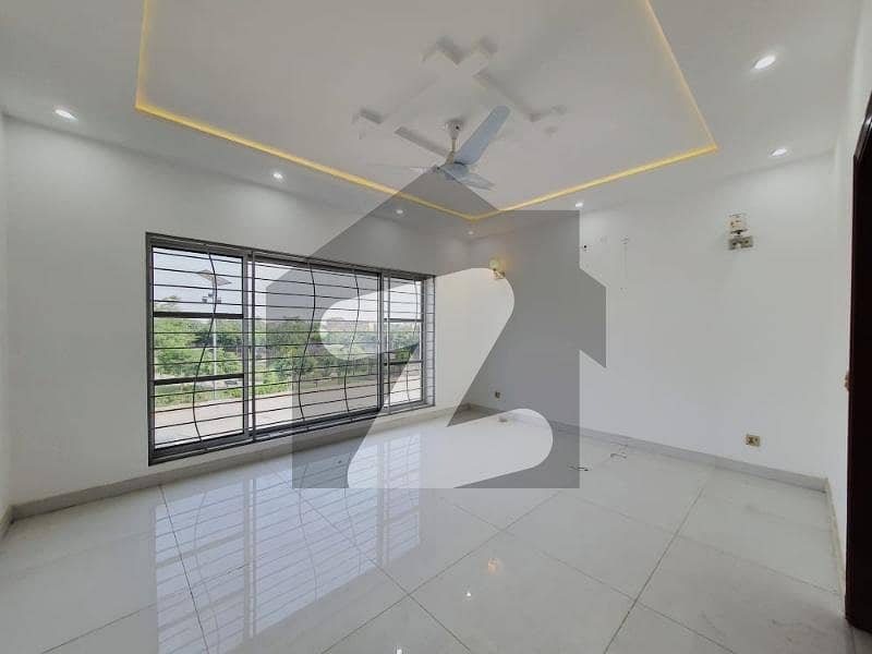 1 Kanal Luxury Upper Portion For Rent In Dha Phase 6