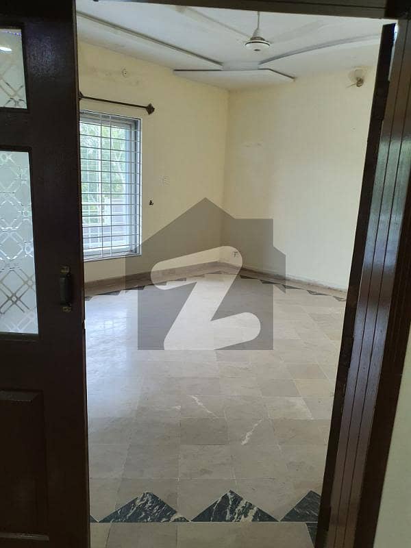 1 Kanal Upper Portion For Rent Bostan Walley Sector A