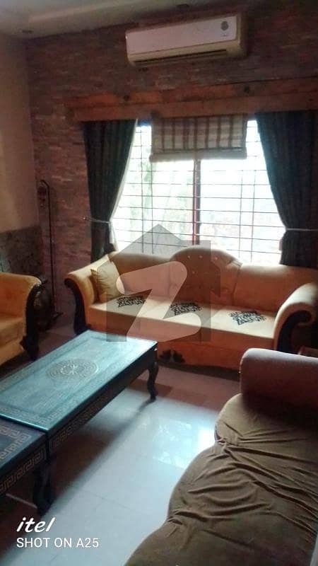 Furnished Room With Lounge For Rent