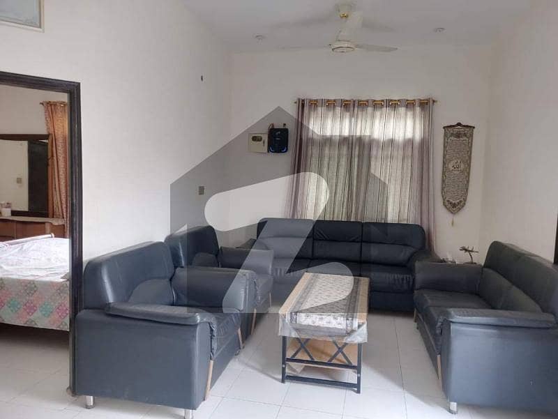 Portion for Rent 2 bed dd 2nd floor block 7