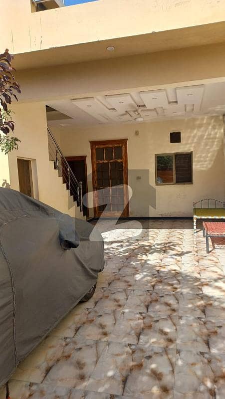 بنی گالہ اسلام آباد میں 2 کمروں کا 10 مرلہ مکان 2.0 کروڑ میں برائے فروخت۔