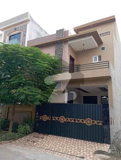 5 Marla Brand New House Available For Rent