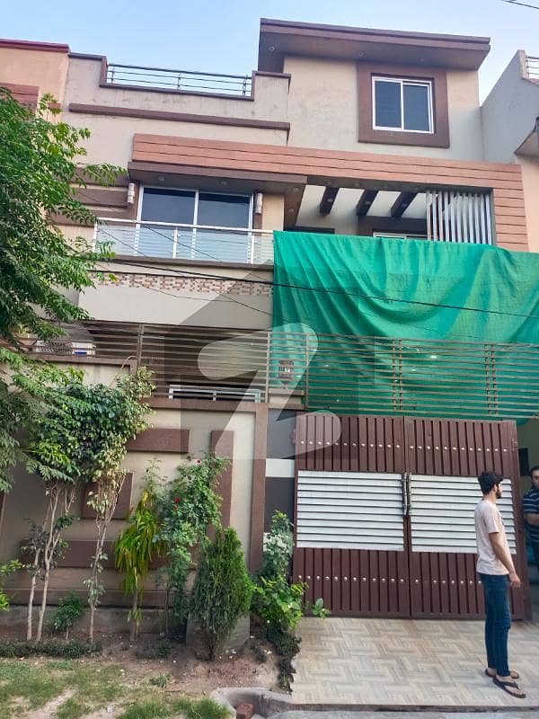 5 Marla House (wapda gas confirm) for sale in Al Rehman Garden Phase 2