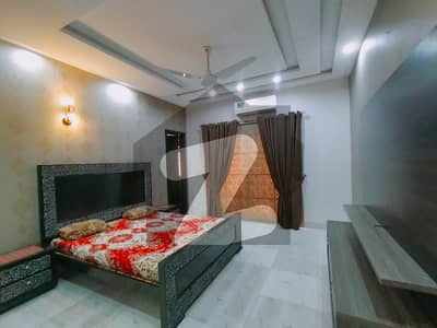 شاہراہِ فیصل کراچی میں 1 کمرے کا 5 مرلہ کمرہ 3 ہزار میں کرایہ پر دستیاب ہے۔