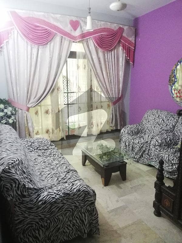 First Floor 2BED Lounge Portion Available For Rent