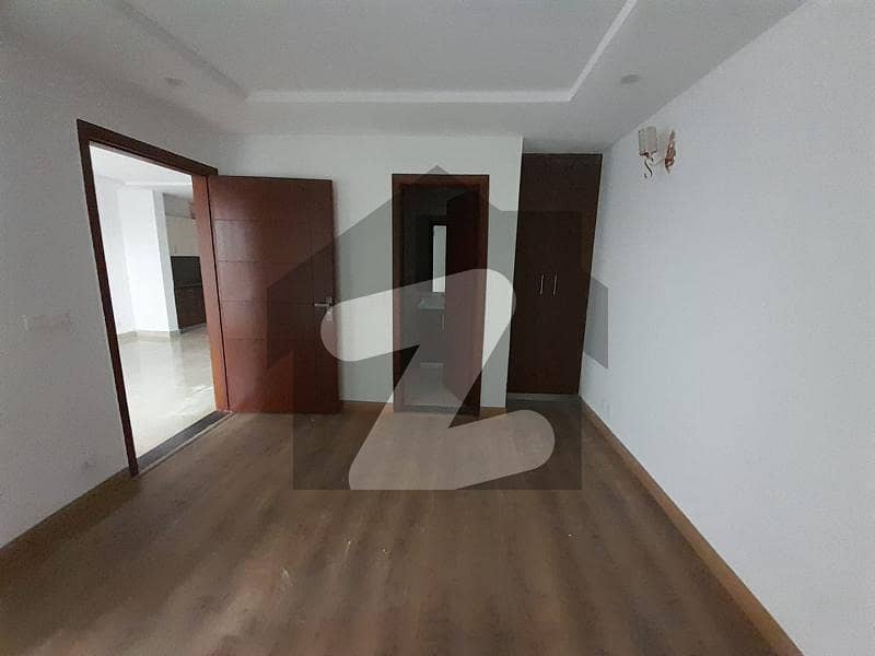 Brand New 2 Bedrooms Apartment, Lovely View, Luxurious Building