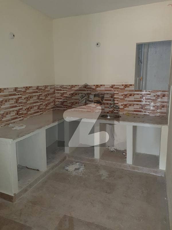 Centrally Located Flat In Mehmoodabad Is Available For Sale