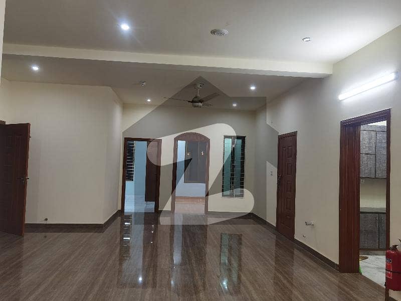 1 Kanal Modern House Upper Portion Available For Rent In Dha Phase 8 Broadway On Hot Location