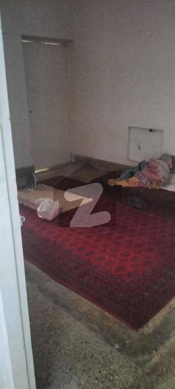 Hayatabad Phase1 Sector E3 Old House For Sale