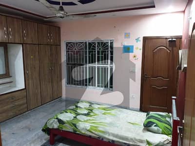 لاھور موٹروے سٹی لاہور میں 6 کمروں کا 10 مرلہ مکان 2.0 کروڑ میں برائے فروخت۔