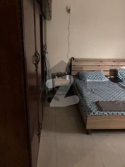 ماڈل ٹاؤن ایکسٹینشن ماڈل ٹاؤن لاہور میں 5 کمروں کا 10 مرلہ مکان 1.55 لاکھ میں کرایہ پر دستیاب ہے۔