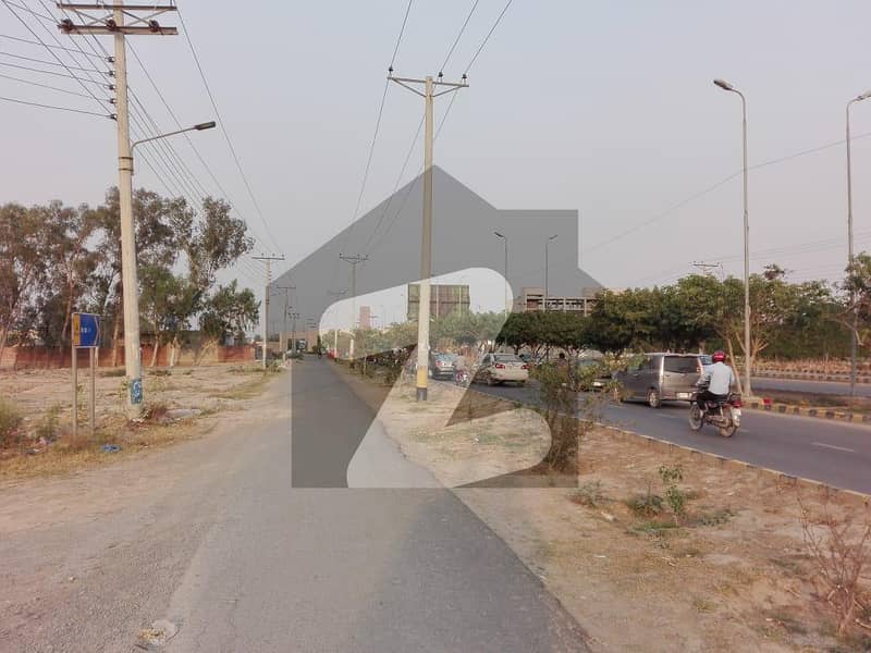 10 Marla 100 Feet Road Semi-commercial Plot Is Available For Sale In Lda Avenue - Block G