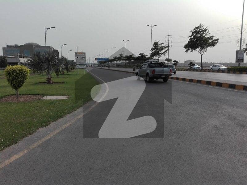 ڈی ایچ اے فیز 7 - بلاک کیو فیز 7,ڈیفنس (ڈی ایچ اے),لاہور میں 10 مرلہ رہائشی پلاٹ 1.51 کروڑ میں برائے فروخت۔