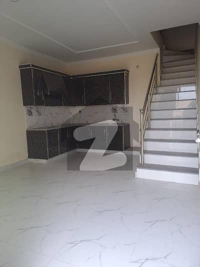 3 Marla Brand New Apartment For sale in Edenabad