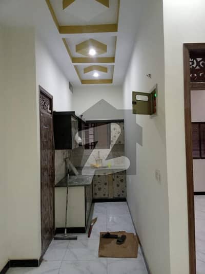 عزیز آباد گلبرگ ٹاؤن کراچی میں 3 کمروں کا 5 مرلہ فلیٹ 88 لاکھ میں برائے فروخت۔