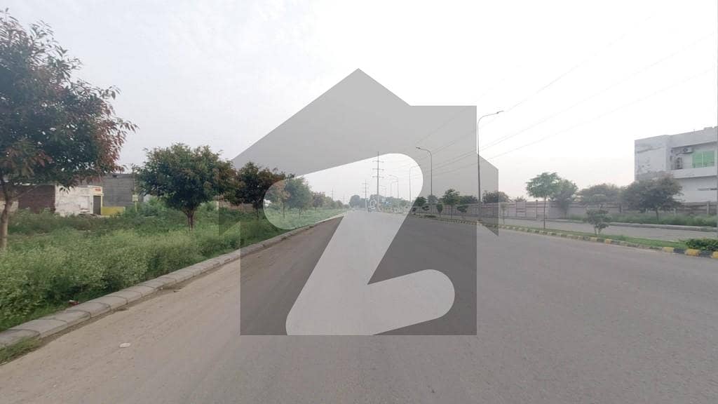 Facing Parking 8 Marla Commercial Plot For Sale Plot No 17 Located At Dha Phase 9 Town Block A Lahore
