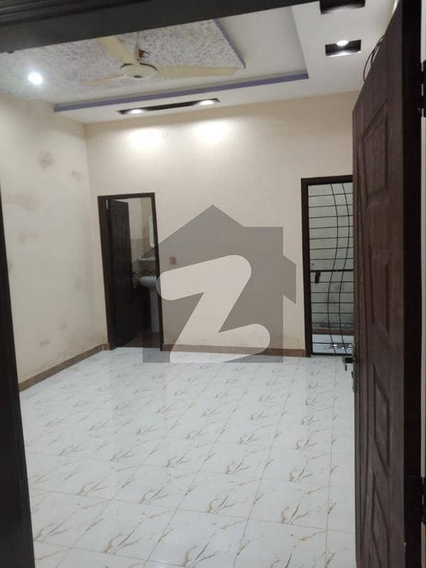 گرین ٹاؤن سیکٹر ڈی 2 ۔ بلاک 3 گرین ٹاؤن سیکٹر ڈی 2 لاہور میں 3 کمروں کا 3 مرلہ مکان 80 لاکھ میں برائے فروخت۔