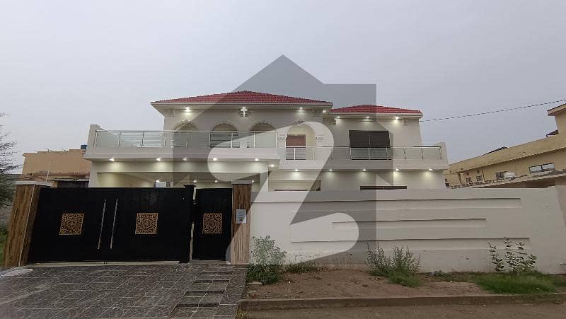 1 Kanal Luxury Villa Available For Sale 1 Kanal Luxury Villa Available For Sale