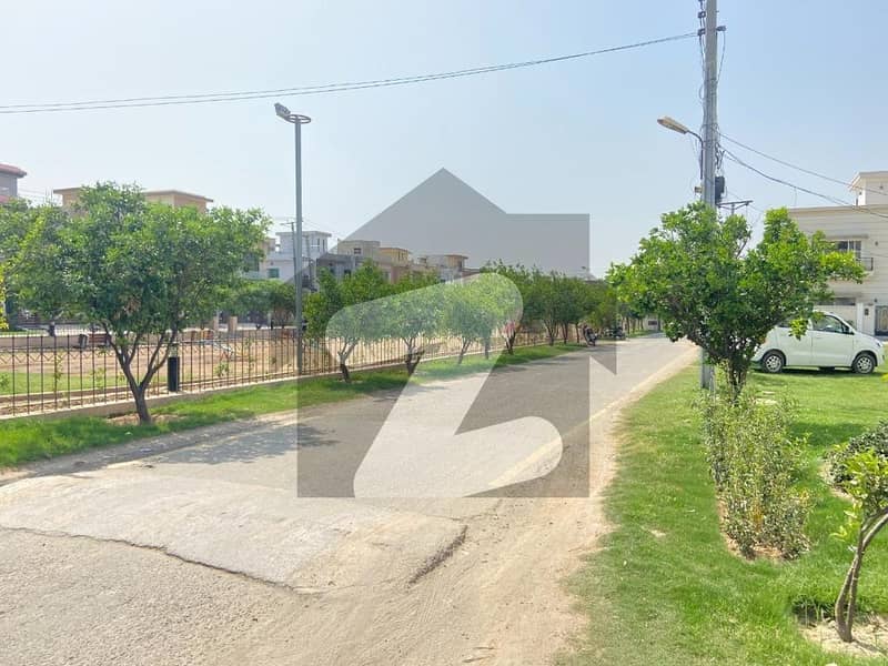 Ideally Located Residential Plot Of 14 Marla Is Available For sale In Lahore