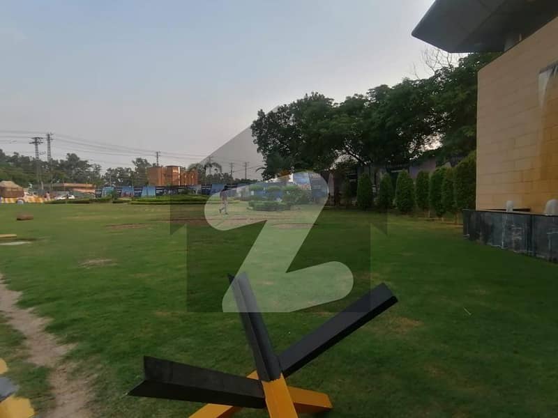 پارک ویو سٹی ۔ اوورسیز بلاک پارک ویو سٹی,لاہور میں 1 کنال رہائشی پلاٹ 1.65 کروڑ میں برائے فروخت۔