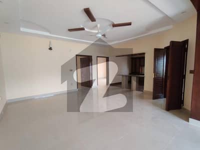 10 MARAL LIKE NEW UPPER PORTION LOWER LOCK FOR RENT IN BAHRIA TOWN LAHORE