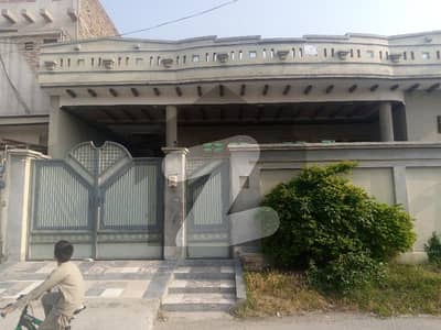 10. Marla Ground Portion Available For Rent In Hayatabad Phase 7 Sector E7
Good Condition Good Location.