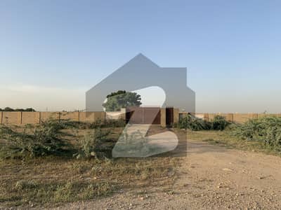 400 Sq Yd Residential Plot Available For Sale In Hamdam C. H. S