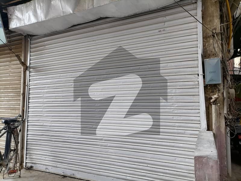Looking For A Shop In Gulshan-e-Iqbal - Block 13/D-1 Karachi