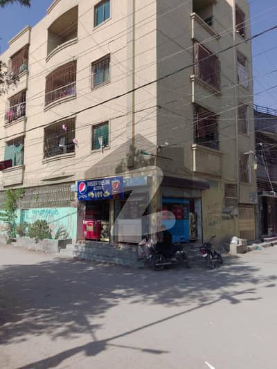 نارتھ کراچی کراچی میں 2 کمروں کا 4 مرلہ فلیٹ 60.0 لاکھ میں برائے فروخت۔