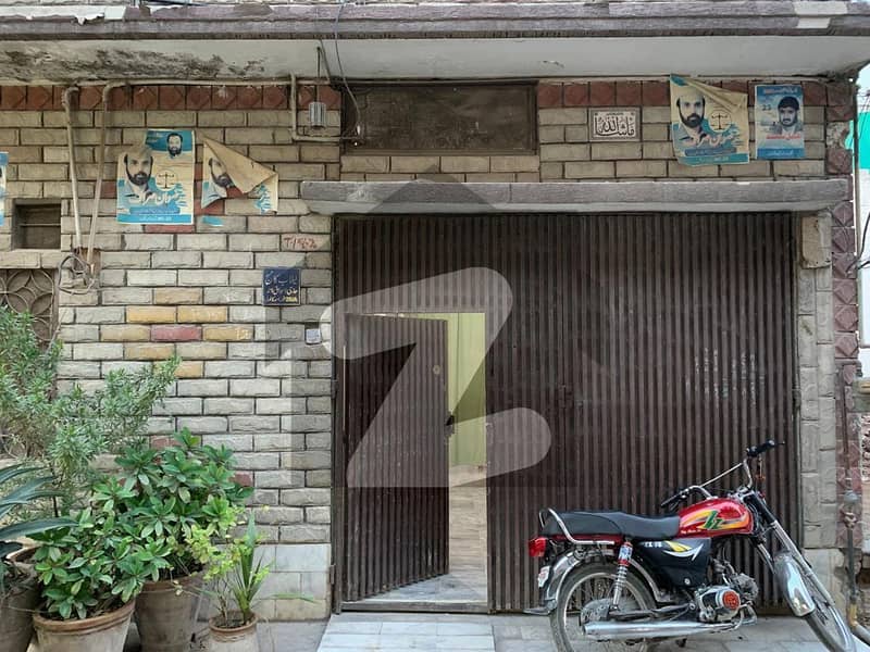 Prime Location House For sale Situated In Gulbahar