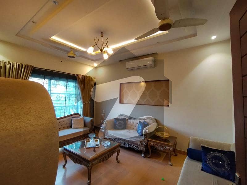 ایچ بی ایف سی ہاؤسنگ سوسائٹی لاہور میں 5 کمروں کا 1 کنال مکان 6.5 کروڑ میں برائے فروخت۔