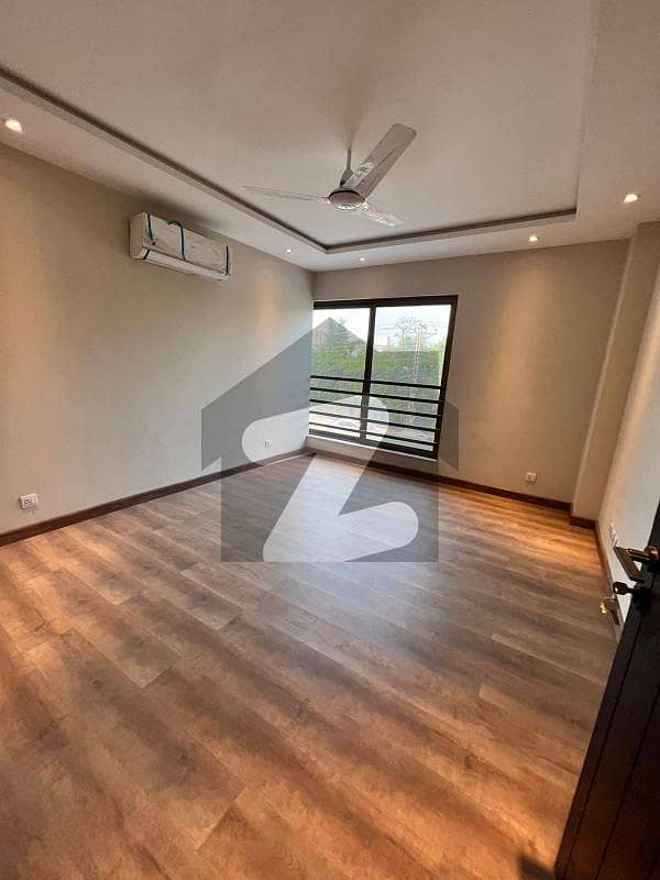 3 Bed Brand New Space For Rent In Gulberg