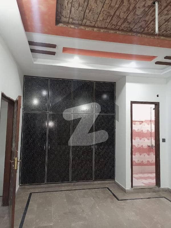 فتح گڑھ لاہور میں 3 کمروں کا 4 مرلہ مکان 1.3 کروڑ میں برائے فروخت۔
