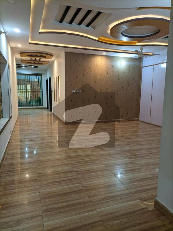 1 kanal Luxury Upper Portion For Rent In MDA Cooperative