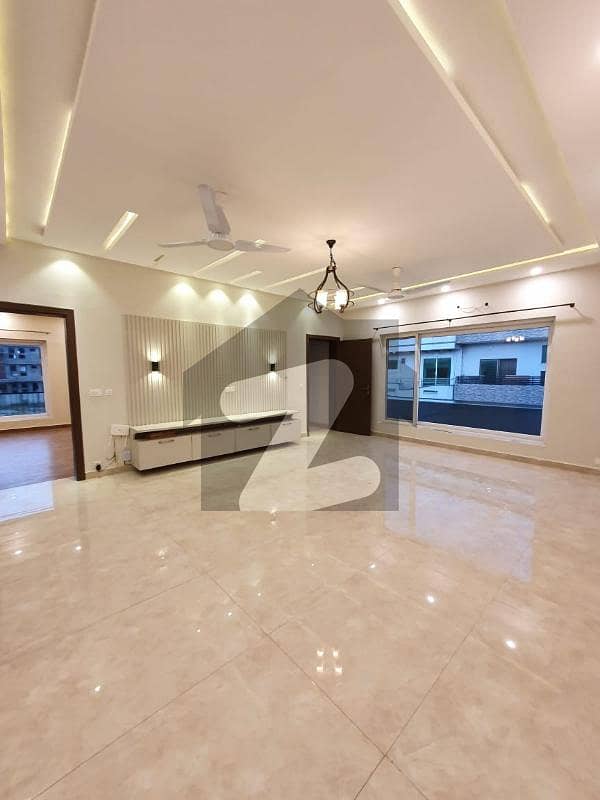 7 Marlas New Designer House Available For Rent G-13