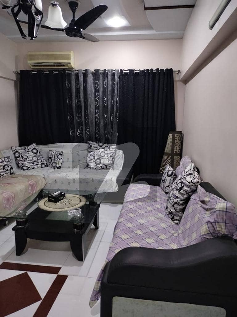 عامل کالونی کراچی میں 4 کمروں کا 8 مرلہ فلیٹ 2.75 کروڑ میں برائے فروخت۔