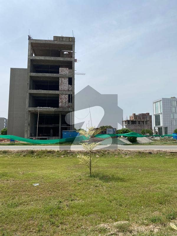 Dha Phase 8 Z1 Block 8 Marla Commercial Plot For Sale